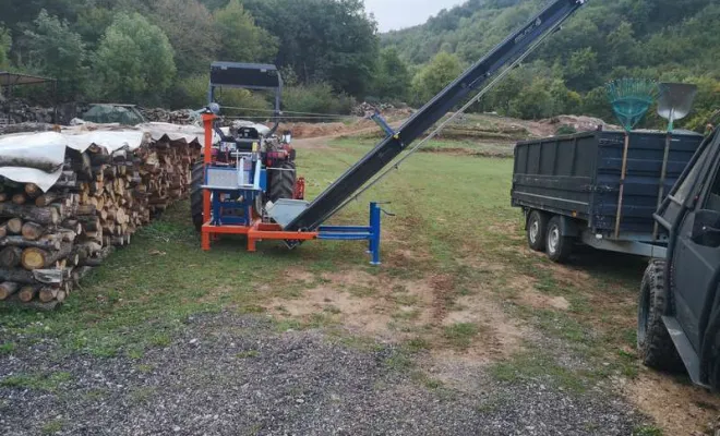 Vente de bois de chauffage sec à Villemoirieu - GREEN ZONE